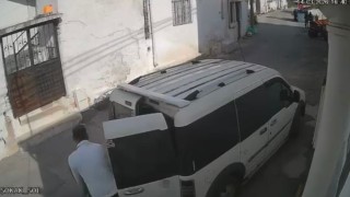 Hırsızlar Parayı hesaba atacağız diyerek 295 kilo zeytinyağını çaldılar