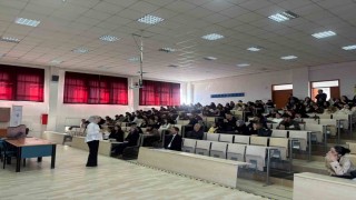 Hisarcık MYOda bağımlılıkla mücadele semineri düzenlendi