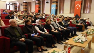 HKÜde Modern Hayatın Ritmine Karşı Ramazanın Ruhu konferansı düzenlendi