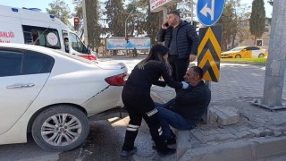İki otomobilin çarpışması sonucu 1 kişi yaralandı