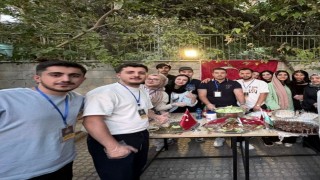 İrandaki Vanlı öğrencilerden yetkililere çağrı: Eğitimimize Türkiyede devam etmek istiyoruz
