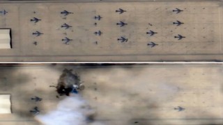 İranın Prens Sultan Üssü saldırısında vurulan E-3 Sentrynin görüntüleri yayımlandı