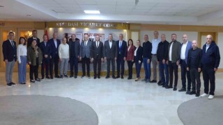 İş dünyası temsilcileri Kuşadasında buluştu