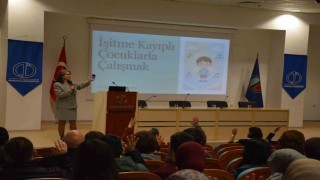 İşitme Kayıplı Çocuklarla Çalışma semineri