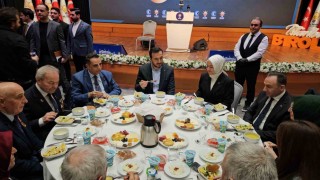 İstanbulda şehit yakınları ve gaziler iftarda buluştu