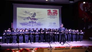 İstiklal Marşının Kabulü ve Mehmet Akif Ersoyu Anma Programı Edremitte gerçekleştirildi