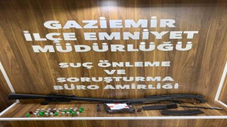 İzmirde gasp ve yağma iddiasıyla 3 şüpheli yakalandı
