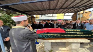 İzmirde öldürülen taksi şoförü son yolculuğuna uğurlandı