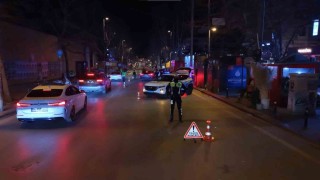 Kadıköyde gece denetimleri: 1.2 milyon TL ceza, 159 araç trafikten men