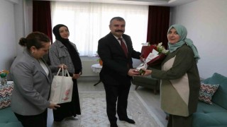 Kadın gaziye ve şehit annesine anlamlı ziyaret