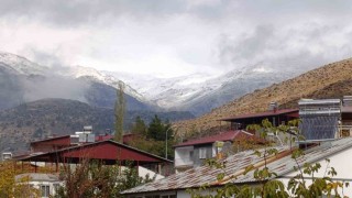 Kahramanmaraşın yüksek kesimleri beyaza büründü