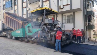 Kahramanmaraşta asfalt yenileme çalışmaları sürüyor