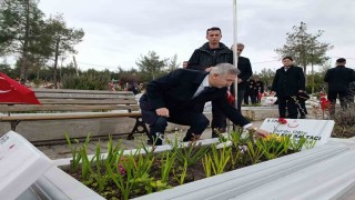 Kahramanmaraşta protokolden bayram öncesi şehitlik ziyareti