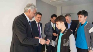 Kahta Belediyesinden YKS ve LGS öğrencilerine dijital destek