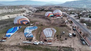 Kapadokyada sıcak hava balon turlarına rüzgar engeli