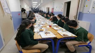Karaçobanda okulda Maarifin kalbinde ramazan temalı iftar programı