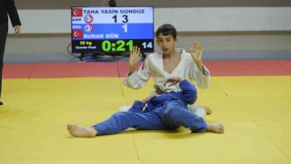 Karamanda Okul Sporları Yıldızlar Judo Türkiye Birinciliği heyecanı başladı