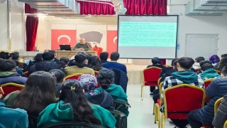 Karapınarda lise öğrencileriyle bilim söyleşisi