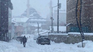 Karlıovada kar yağışı yeniden etkili oldu