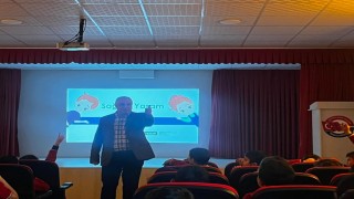 Karsta öğrencilere Teknoloji Bağımlılığı ve Sağlıklı Yaşam semineri