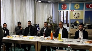 Kaymakam Akın öğrencilerle iftarda buluştu
