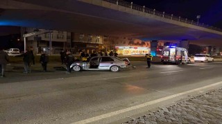 Kaza yapan sürücünün yakını sinir krizi geçirdi