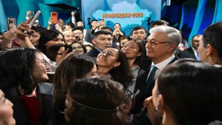 Kazakistanda seçmenin yüzde 88i yeni Anayasaya evet dedi