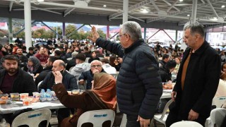 Kemerde iftar sofrası Çamyuvada kuruldu