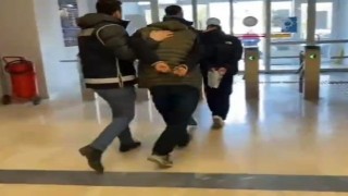 Kendilerini savcı olarak tanıtıp vatandaşları dolandıran 2 şüpheli tutuklandı