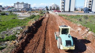 Kepez Belediyesinden Baraj Mahallesine yeni yol ve otopark