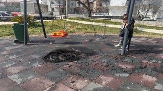 Keşanda çocuk parkında yakılan ateş oyun gruplarına zarar verdi