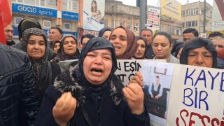 Kilisli kayıp iki gencin aileleri yetkililerden yardım istedi