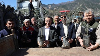 Kırıkhan’da Üreticiye 7 Bin Fidan Desteği