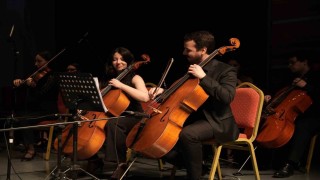 Kocaeli Orkestrası, Toygar Işıklı dizi müziklerini izleyiciyle buluşturdu