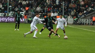 Kocaelispor ligde ikici yarıya daha iyi başladı