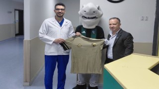 Kocaelispordan doktorlara Tıp Bayramı sürprizi