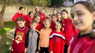 Körfezde çocuklar spor akademisinde yeteneklerini keşfediyor