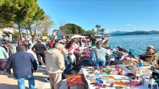 Köyceğizde yılın ilk ikinci el pazarı kuruldu
