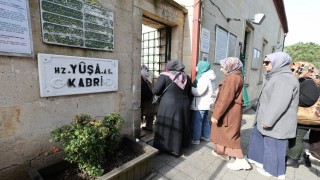 Küçükçekmeceli kadınlar Ramazan ayında Yuşa Tepesinde