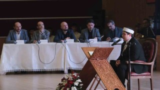 Kuran-ı Kerimi Güzel Okuma Yarışması Bölge Finali Karamanda yapıldı
