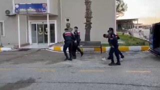 Kuran-ı Kerimlere zarar veren 2 kişi tutuklandı