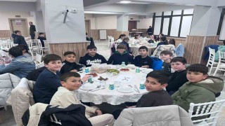 Kurtuluş İhsan Küçükarslan Ortaokulunda geleneksel iftar coşkusu