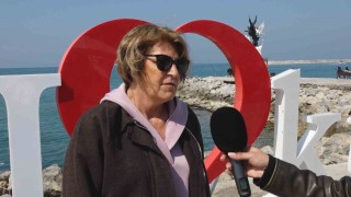 Kuşadasında vatandaşlardan Başkan Günele destek
