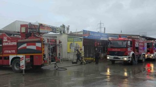 Kütahyada Fatih Sanayi Sitesinde yangın