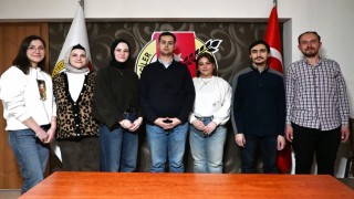 Kütahyada genç basın mensupları tek çatı altında buluştu