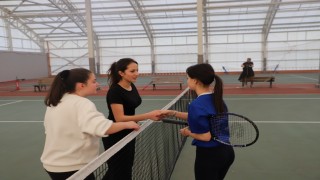 Kütahyada Okullar Arası Gençler Tenis Müsabakaları tamamlandı