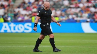 Liverpool - Galatasaray maçını Szymon Marciniak yönetecek