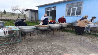 Mahalle halkı düğün ve hayır yemekleri için kapalı alan istiyor