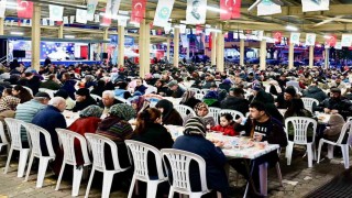 Manisa Büyükşehirin iftar sofrası Kırkağaçta kuruldu