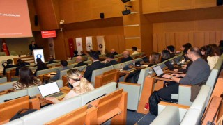 Manisa TSOda ihracatçılar bilgilendirildi